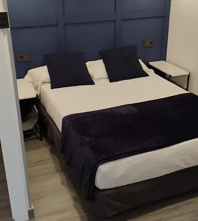 Montes בית הארחה